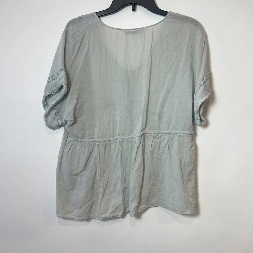 Zara Trafaluc Women Scoop Neck Blouse Gray S Embroidered Fringe Trim Lightweight